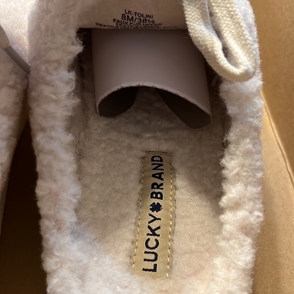 Lucky Brand Lk-tolini - Picture 8 of 10